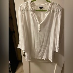Torrid white blouse